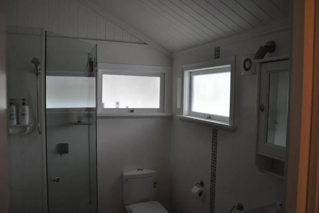 Quaint & Cosy 1 Bedroom Apartment In Queenslander. Brisbane